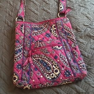VERA BRADLEY Cross Body bag in Boysenberry